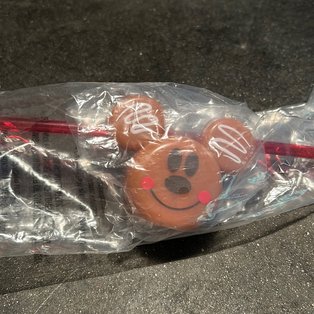Brand new Disney Gingerbread Bottle Straw Topper